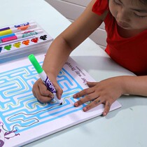  A 970g children fun to fill in this graffiti picture album with stickers Labyrinth vocabulary even to see