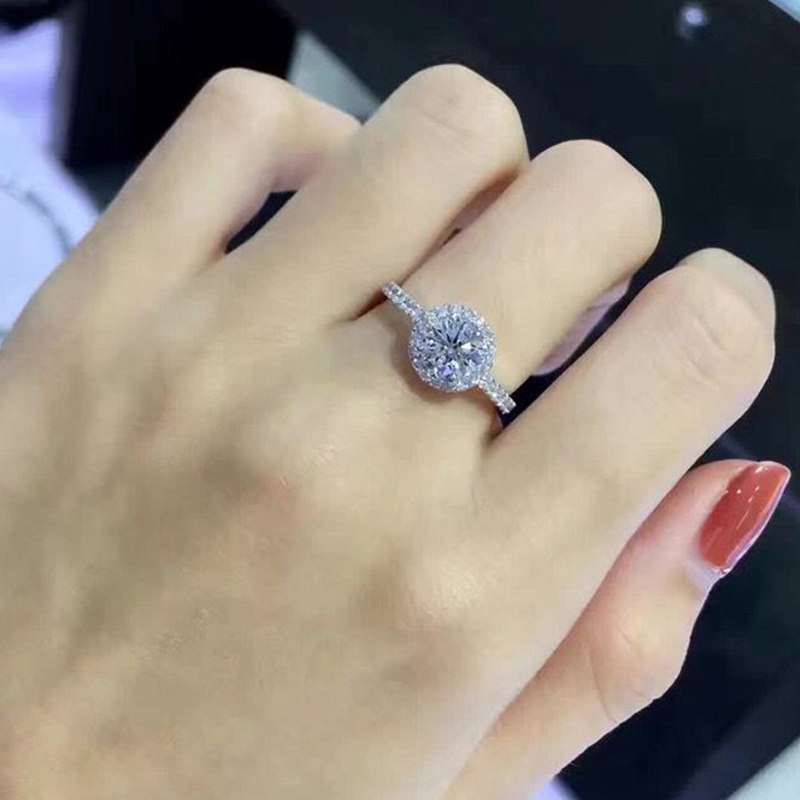 Spot 18K Gold Diamond Ring Wedding 30 minutes 50 minutes Diamond Ring Women's 1 Carat Seeking Wedding Platinum Show Diamond Group Setting