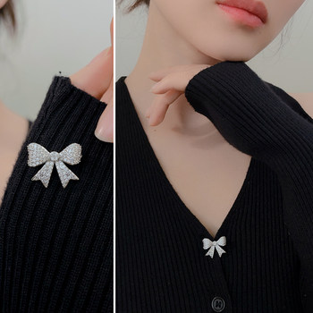 Thin pins that do not damage clothes, small bows, chest neckline, anti-exposure buckle, jewelry, clothing accessories, brooch