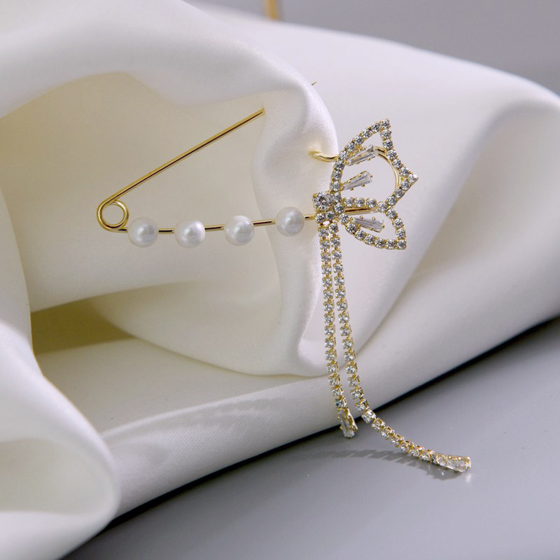 Folding buckle clothes flow Subutterfly fish bone pins light lavish and delicate 100 hitch-proof walking light sweater suits accessories brooch