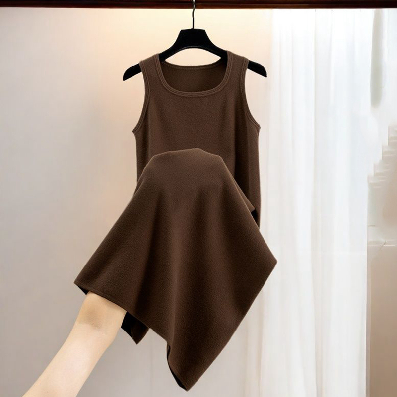New Autumn and Winter Knitted Vest Dress for Women, Loose and Slimming, Mid-Length, Over-The-Knee, Sleeveless, Sweater Base Dress
