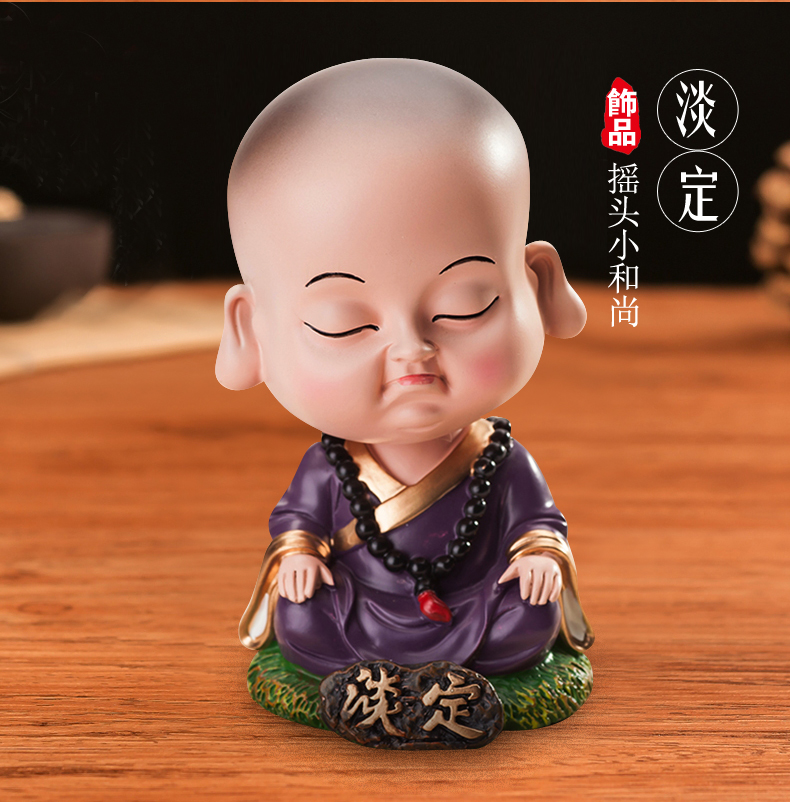 Cute car swing ecstasy, creative pendulum in the car, accessories car accessories car accessories Baoan Xiaomonk