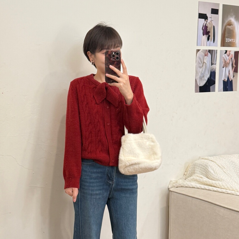 Daiyan [Milk Strawberry] Petite Winter Simple Versatile Knitted Lazy Style Pullover Sweater 8979