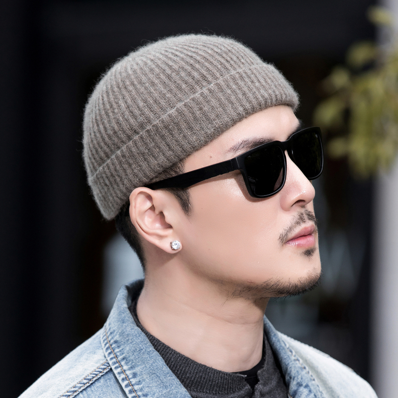 Trendy and Stylish @100% Cashmere Hat, Short Unisex Beanie, Autumn and Winter Knitted Warm Hat, Melon Skin Hat Trendy and Stylish @100% Cashmere Hat, Short Unisex Beanie, Autumn and Winter Knitted Warm Hat, Melon Skin Hat