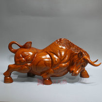 Redwood bullfighting pioneering cattle pioneering cattle pioneering cattle safflower pear wood carving cow ornaments Putian wood carving Jiuding craft