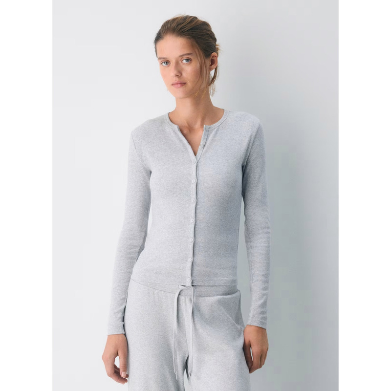 【Aritzia Homestretch】Versatile for Early Autumn! Round Neck Slim Fit Long-Sleeve Cardigan T-Shirt for Women 【Aritzia Homestretch】Versatile for Early Autumn! Round Neck Slim Fit Long-Sleeve Cardigan T-Shirt for Women