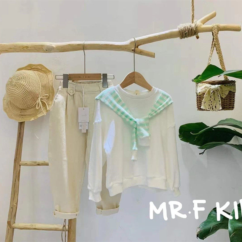 INS clothing store display rack Korean version new vines small bamboo basket decorated with hand basket children bamboo woven bag hanger