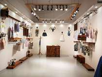 Clothing store hanger display rack clearance solid wood upper wall side hanging shelf female childrens clothing rack decoration wall hanging