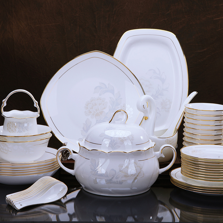 Jingdezhen dish set home Phnom Penh tableware home 2022 new bone china tableware set housewarming gift