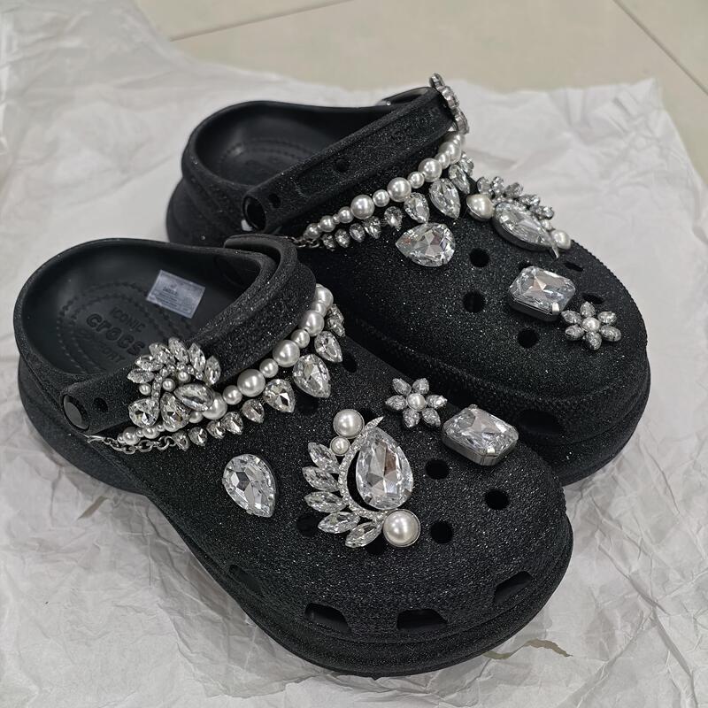 Suitable for Crocs Shoes, Small Whale Retro Dinner Party Clogs, High-Quality Accessories, Crocs Jibbitz DIY Suitable for Crocs Shoes, Small Whale Retro Dinner Party Clogs, High-Quality Accessories, Crocs Jibbitz DIY