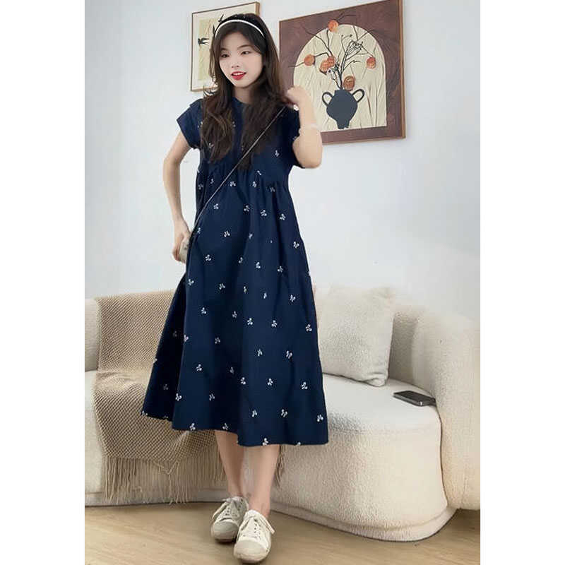Maternity Wear Summer Loose Age-Reducing Embroidered Dress 2026 New Style Petite High-Waisted Slimming Mid-Length Dress
