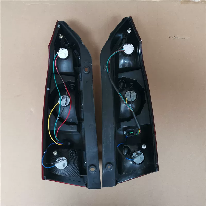 Подходит для заднего фонаря BAIC Weiwang Weiwang 306 307, оригинальная сборка, аксессуары завода, черный нижний задний фонарь, оригинал, бесплатная доставка