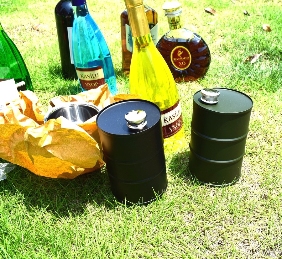 Thickened 304 stainless steel kettle, jug, leftover wine vessel, creative oil barrel, delivery funnel, small oil barrel, multi-color