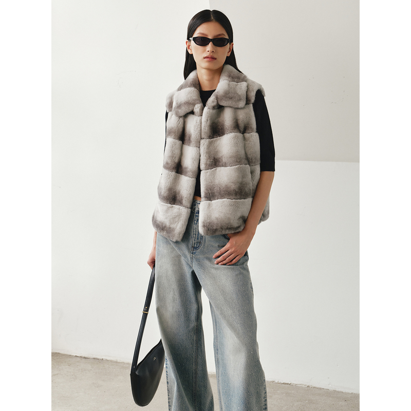 Msbeast High Density 5A Grade Rex Rabbit Cream-Dyed Chinchilla Pattern Horizontal Row Clip Leather Fur Vest | Night Pearl Msbeast High Density 5A Grade Rex Rabbit Cream-Dyed Chinchilla Pattern Horizontal Row Clip Leather Fur Vest | Night Pearl