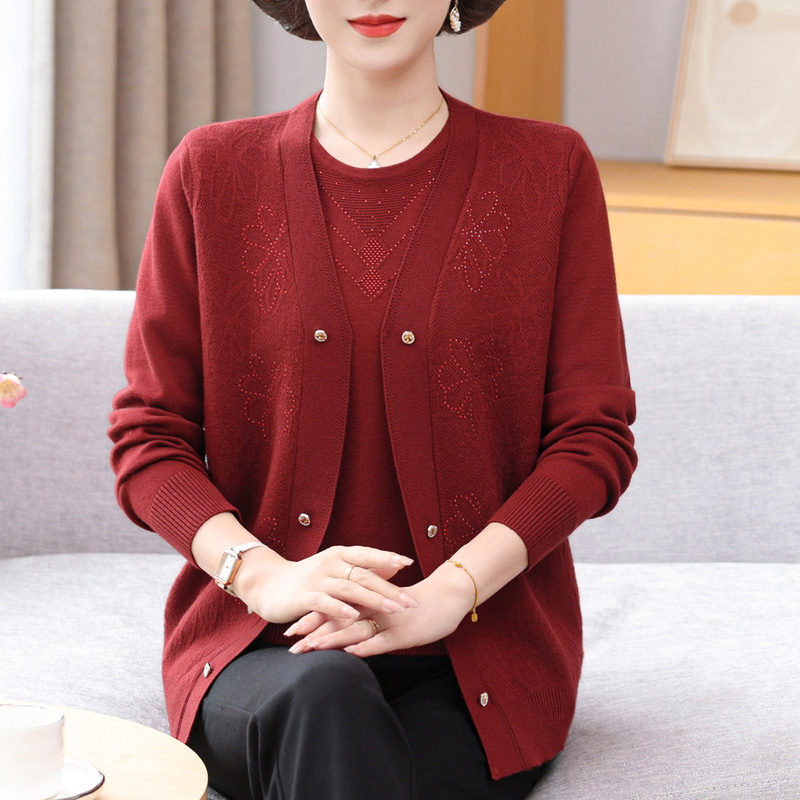 Spring Two-Piece Wool Knit Cardigan Set for Middle-Aged and Elderly Women, Plus Size, Stylish Outerwear for Chubby Moms Spring Two-Piece Wool Knit Cardigan Set for Middle-Aged and Elderly Women, Plus Size, Stylish Outerwear for Chubby Moms