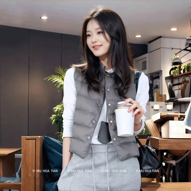 Yimuhuatian Goose down Vest for Women 2026 New Lightweight Spring Inner Layer High-End Chinese Style down Vest for Outerwear
