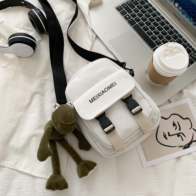 Single shoulder bag men in the Redson Department of the simple canvas small bag female Han tag street bag with students skewed bag