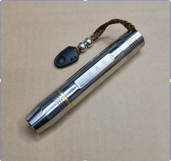 Stainless Steel Photo Jade Light Jade Light Jade Special Bright Light Flashlight White Light Appraisal Jewelry Emerald Mini Home Portable