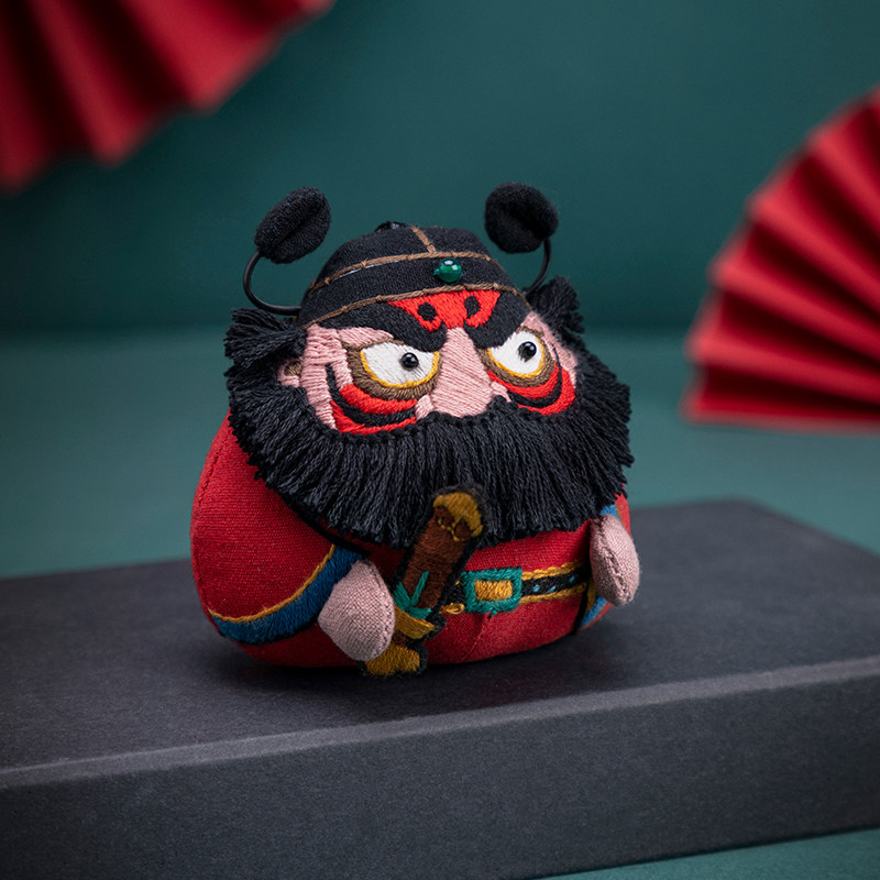 王さんの手作りサシェDIY材料キット：車用蚊よけ手刺繍サシェ、車風古代風鍾馗（神話上の生き物）