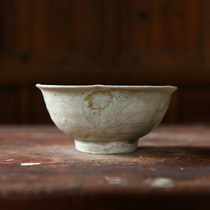 Northern Song Dynasty Hutian kiln blue and white porcelain shadow celadon melon edge carved high-foot tea bowl fragment fragment gold repair study utensil