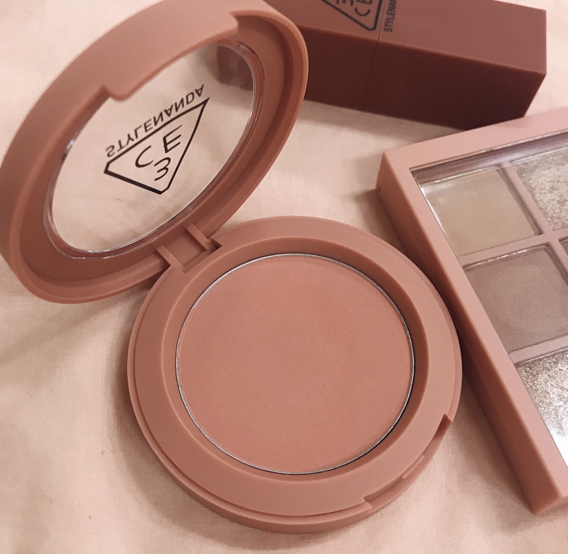 Hàn Quốc 3CE mùa thu và mùa đông MIP RECIPE đơn sắc má hồng bí ngô bẩn màu hồng cam trần màu be ROSE BEIGE - Blush / Cochineal phấn má hồng canmake