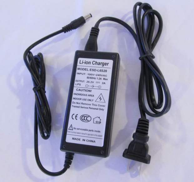 24V 24V 9000mAh điện thoại di động pin lithium polymer cung cấp điện dự phòng - Ngân hàng điện thoại di động sạc dự phòng 30000mah