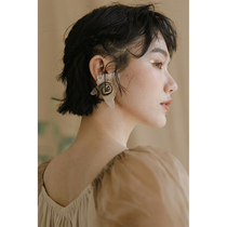 MURMURMI2021 Spring and Summer New Product Original Design Handmade Retro Temperament Rose Cloth Ear Clip No Ear Holes