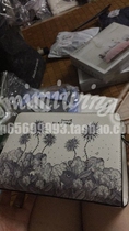  Mimi Hong Kong printed Cosmetic Bag