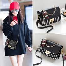 Hong Kong fashion foreign Style Women bag 2021 New Autumn Tide Korean version Joker fashion student shoulder bag shoulder bag