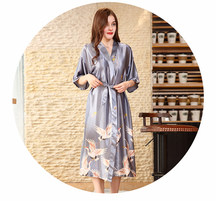 Áo ngủ lụa nữ dài phần mùa xuân và mùa thu áo choàng lụa băng cộng với phân bón XL đồ ngủ lỏng lụa cô dâu áo cưới áo ngủ thu đông Hàn Quốc