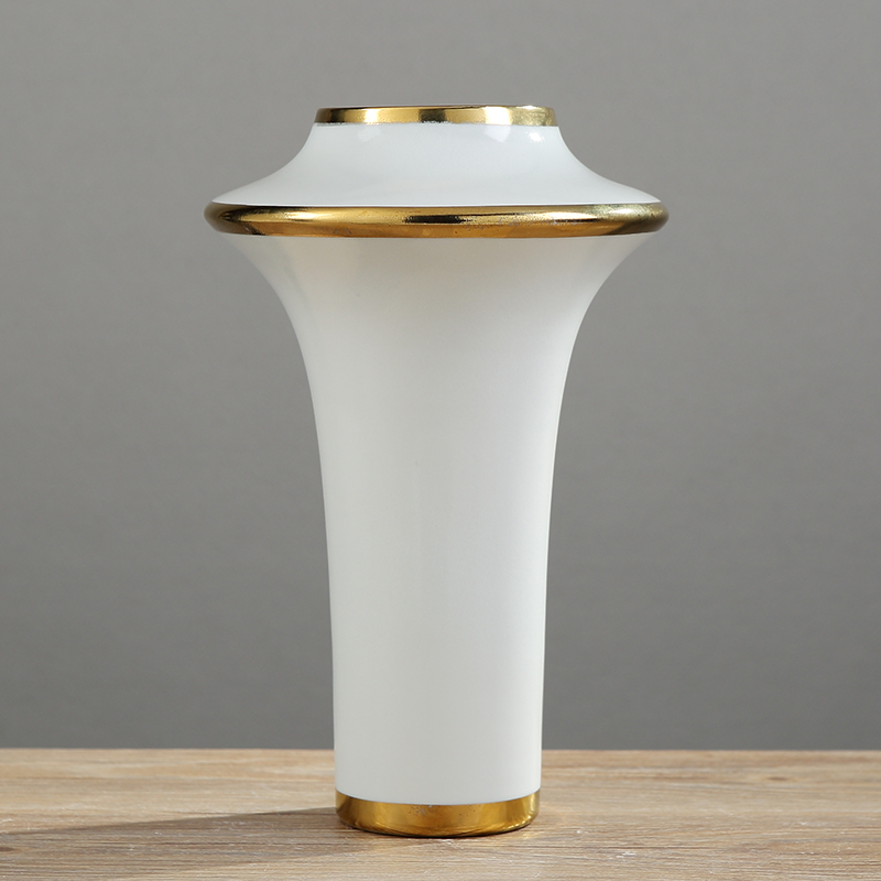 Northern wind ceramic key-2 luxury light wine excessive flower arranging device TV ark is the sitting room porch soft adornment art household act the role ofing is tasted