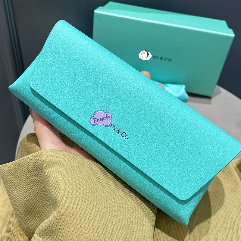 Japanese Blue Glasses Case, High-End Glasses Bag, Portable Pressure-Resistant Sunglasses Case, Lightweight Leather Glasses Case