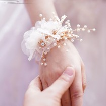 High-end Korean bridal rhinestone flower wrist decoration Forest bridesmaid sister group hand flower Best friend group Wrist flower wedding