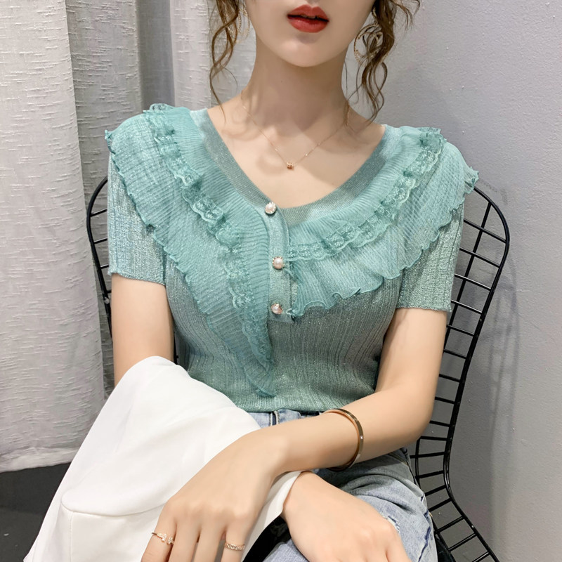 South Korea 2022 New Spring and Summer V - tight T - shirts short - sleeved lace punch knitted sweater tide