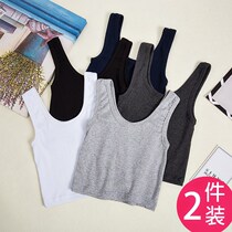 The light is wearing a beautiful back chest small vest summer anti-girl bottoming chest short underwear suspenders thin students