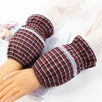 Хлопковый, короткий, красный