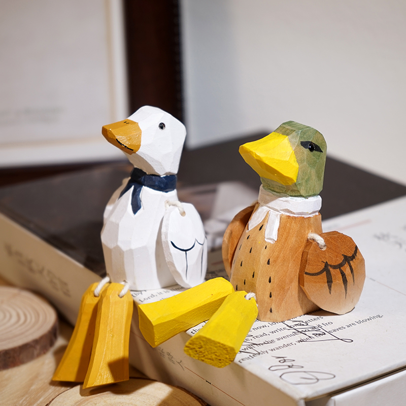 Wooden Carving Small Ornament of a Duck with Legs Hanging, Couple Creative Office Desktop Bookshelf Decoration