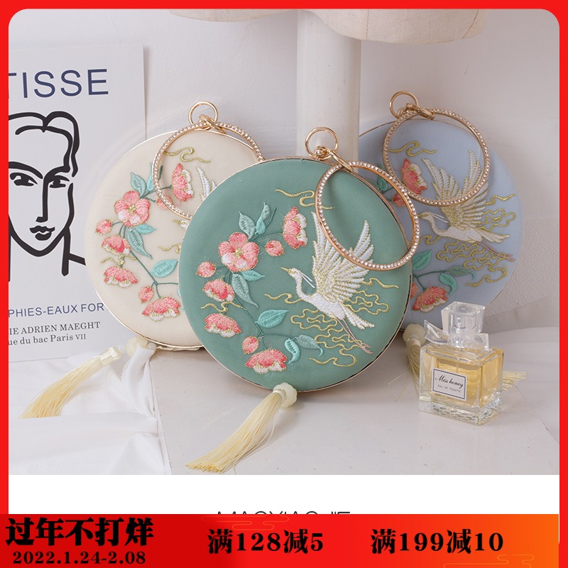 2022 new spring and summer small fresh bag summer ins small round bag female Chinese clothing bag antique slung original