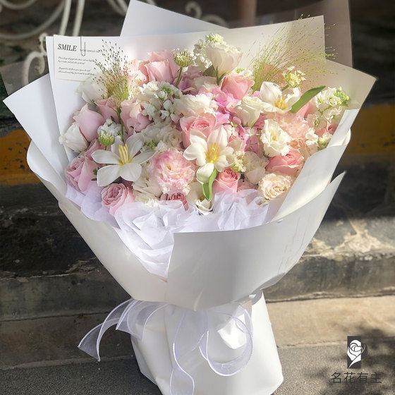 Xiamen flowers intra-city express rose bouquet birthday lover bestie flower shop delivery flowers Fuzhou Zhangzhou famous flowers have the owner