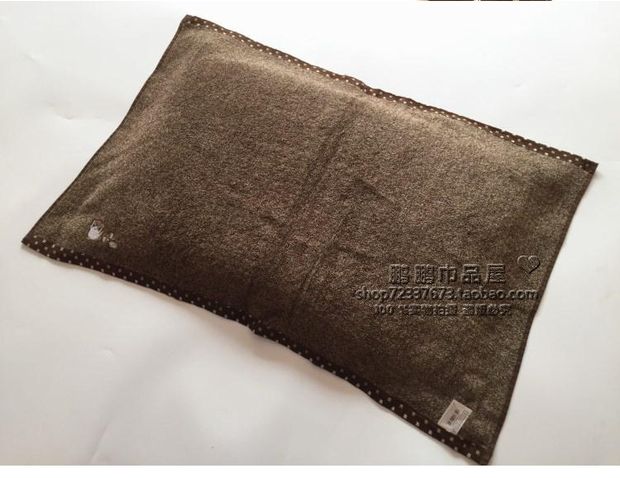 Khăn bông vàng Essence hai lớp satin thoáng khí mềm mại và thoải mái Phần mỏng êm dịu và chống bám bẩn Mới - Khăn gối áo gối lụa