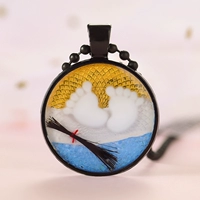 Круглый черный кулон [Отправить цепь]