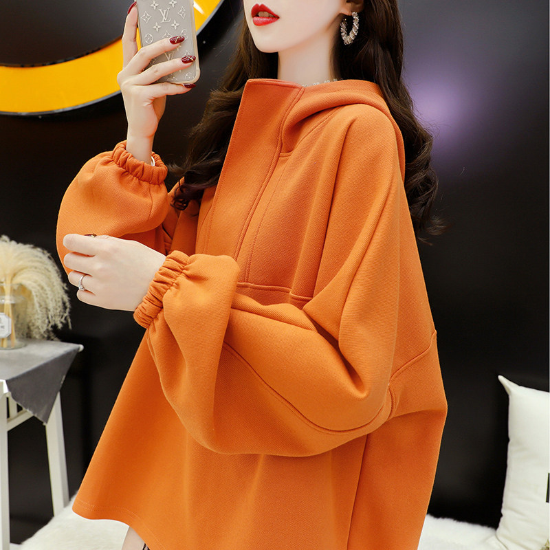 Pregnant woman autumn winter clothing with cap sports shirt pure color long sleeve blouse 2021 new plus velvety thickened fashion does not have a coat of arms
