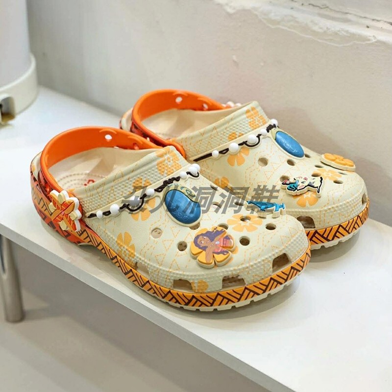 Moana Ocean Adventure Collaboration Parent-Child Clog Shoes Eva Beach Shoes River Tracing Shoes Slip-On Sandals Slippers