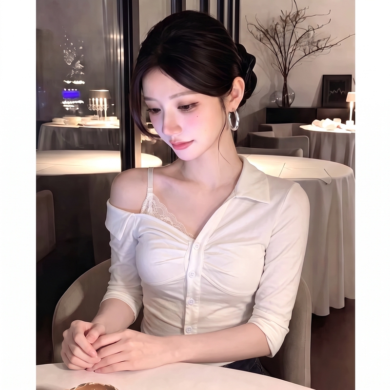 Pure Desire Lace Patchwork V-Neck Shirt for Women, New Autumn Style, Turn-Down Collar Shirt with a Unique Design, Waist-Cinching Long-Sleeve Top Pure Desire Lace Patchwork V-Neck Shirt for Women, New Autumn Style, Turn-Down Collar Shirt with a Unique Design, Waist-Cinching Long-Sleeve Top