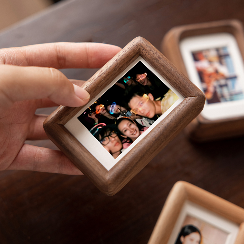 Polaroid Solid Wood Mini Photo Frame Display Stand Couple Gift Graduation Photo Registration Photo Display Stand