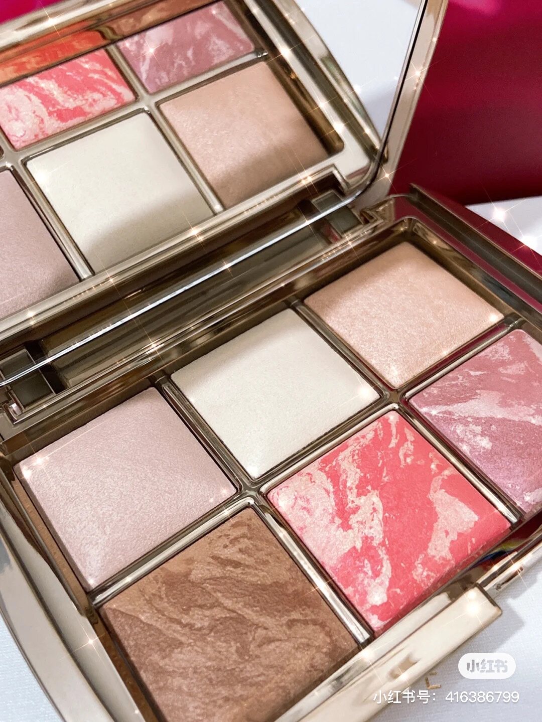 Hourglass2020 Christmas Limited Six Color Complete Facial Complex Complex Complete Complete of the Moon Rabbit Disk