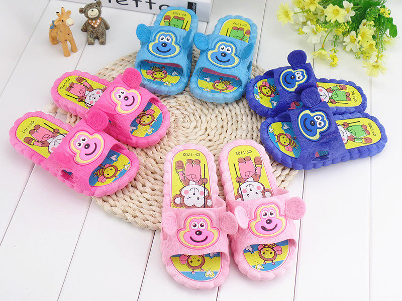 Pantoufles enfants en autre pour été - Ref 986685 Image 26