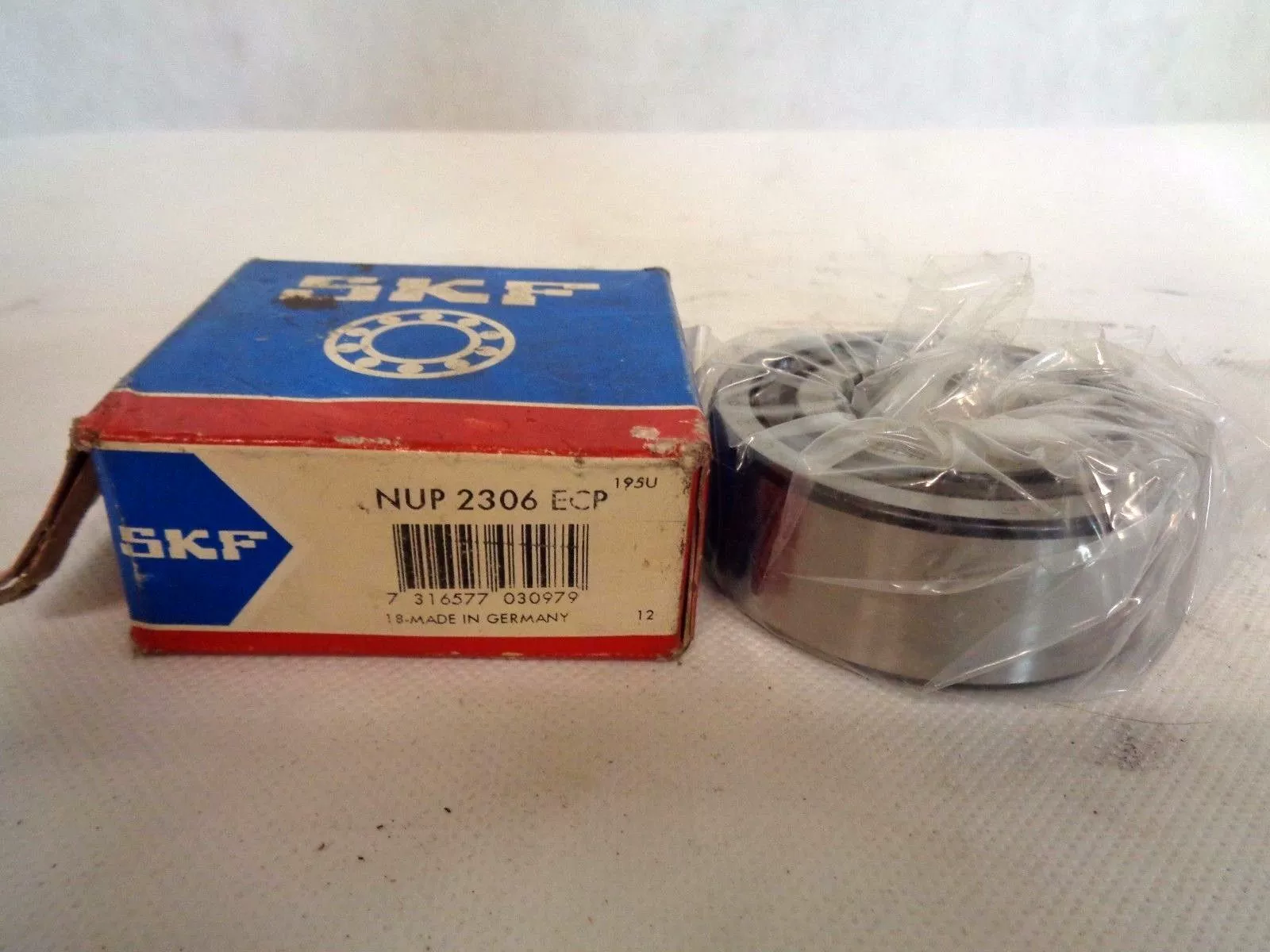 Vòng bi SKF nhập khẩu Thụy Điển Vòng bi NUP213ECP Vòng bi lăn hình trụ nhập khẩu 92213 - Vòng bi