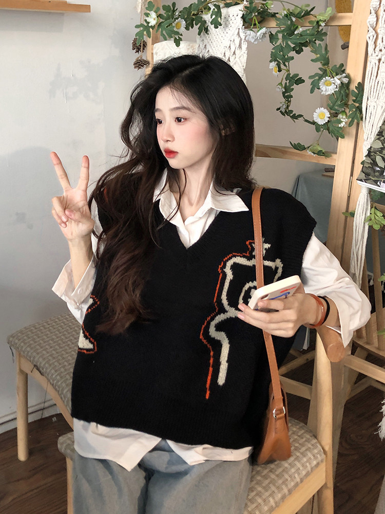 Женская жилетка v领背心针织马甲女秋季新款2025网红爆款叠穿宽松衬衫搭配两件套