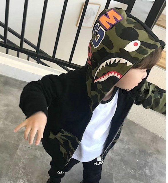 Japanese Trendy Children's Clothing Spring and Autumn Clothing for Boys and Girls Shark Camouflage Hooded Zipper Jacket for Older Children Sweatshirt Japanese Trendy Children's Clothing Spring and Autumn Clothing for Boys and Girls Shark Camouflage Hooded Zipper Jacket for Older Children Sweatshirt